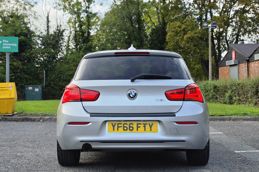 BMW 1 Series 